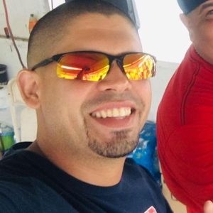 Meet your Posher, Adrian